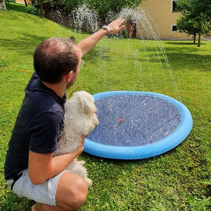 🐕 50% RABATT NU! 💦 Fällbar Utomhuspool & Vattenspraymatta – Svalkande Spridukmatta för Varma Sommardagar – Håll Din Hund Glad, Hydrerad & Aktiv ☀️