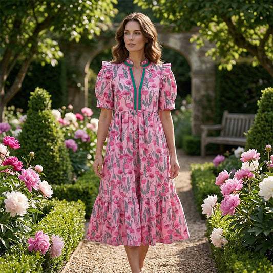 👗🌸 50% RABATT! | Maxiklänning med Blommönster & Puffärmar – V-ringning & Flytande Silhuett!