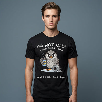 👕 50% RABATT! 🦉 T-shirt med Ugglamotiv & "Jag är inte gammal" – Rolig text, Mjukt Bomullstyg & Perfekt För En Avslappnad Och Skämtsam Look 😂