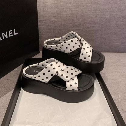 👡50% RABATT! ☀️Sommarsandaler för damer med tjock sula och snörning
