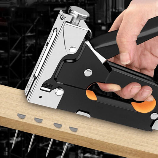 ✨50% RABATT NU! ✨🛠️ 3-i-1 Häftpistol ✅ Justerbar Kraft & 600 Spikar Inkluderade | Snabba DIY Träarbeten