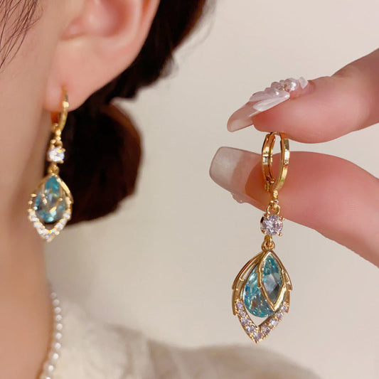 💎50% RABATT  NU!!💎Himmelblå droppformade hängande örhängen