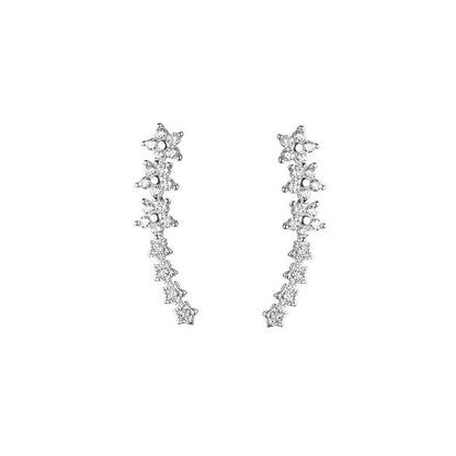 ✨ 50 % RABATT JUST NU! 🌟 Örhängen med strass i form av stjärnblommor – Glittrande kristaller, bekväm design som glider upp längs örsnibben – perfekta för vardagsglam eller festliga tillfällen 🌸