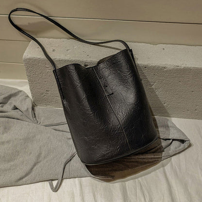 👜 50% RABATT NU! ✨ Minimalistisk Stor Kapacitet Axelväska – Sleek Design, Rymlig Interiör & Vardagschic – Rymmer Laptop, Surfplatta & Dagliga Nödvändigheter 🎒