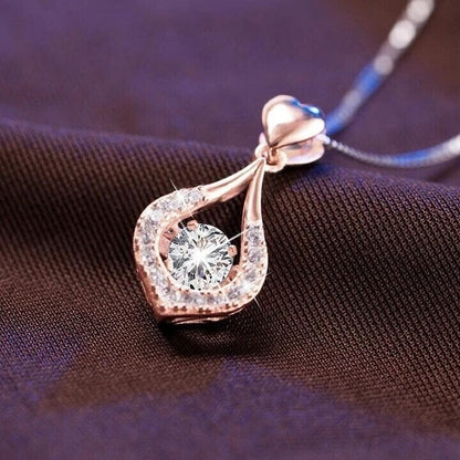 🥳 HET KAMPANJ 2026 🥳💞 Över 50k sålda! 💥 50% RABATT! 🔥 Twinkling Heart – Halsband med glittrande vattendroppe och dansande sten